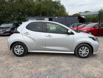 Used Toyota Yaris 2021 for sale - 79371578: Photo