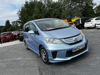 Used Honda Freed 2013 for sale - 79252202: Photo