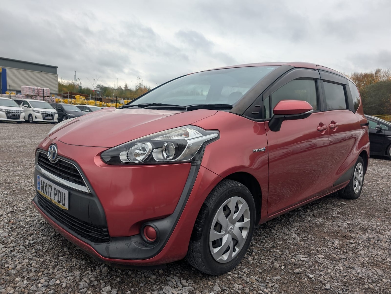 Used Toyota Sienta for sale - 76526922: Photo 8