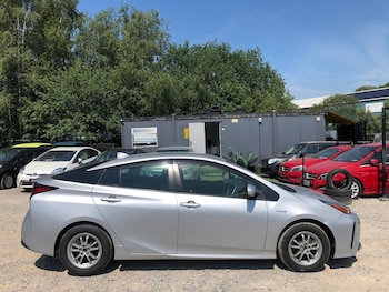 Used Toyota Prius 2020 for sale - 79494798: Photo