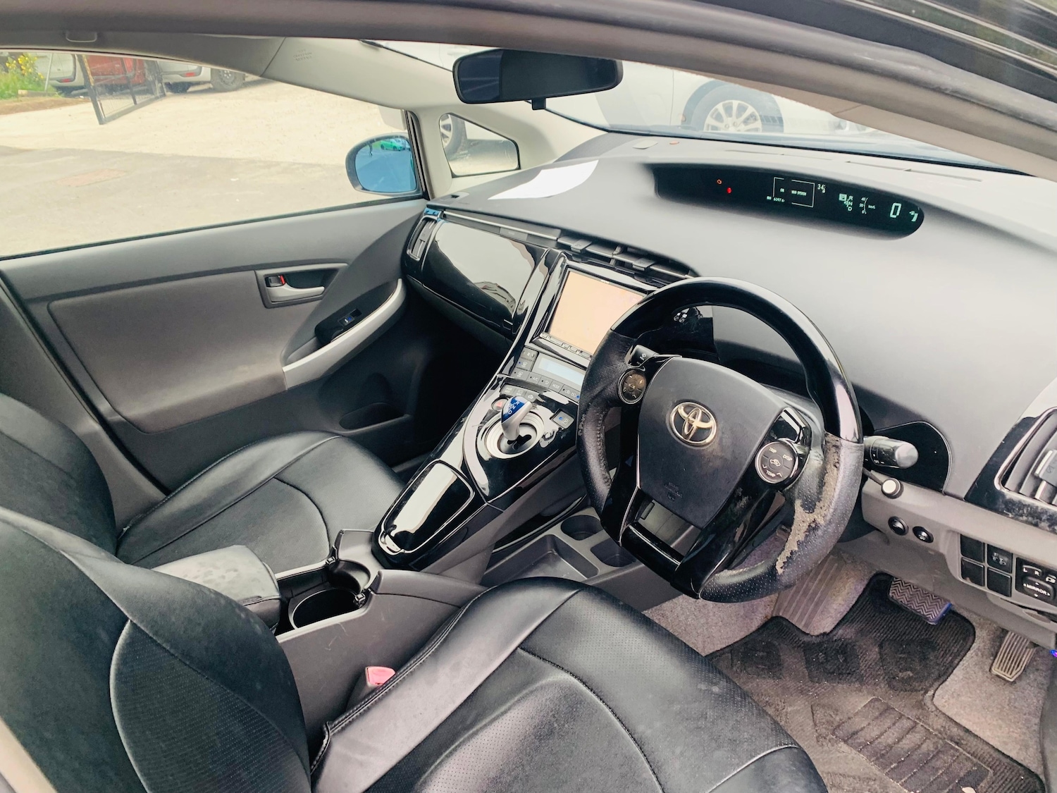 Used Toyota Prius 2025 for sale - 76604309: Photo 12