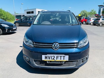 Used Volkswagen Touran 2012 for sale - 74689875: Photo