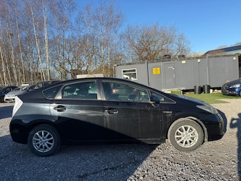 Used Toyota Prius 2013 for sale - 77100936: Photo