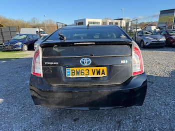 Used Toyota Prius 2013 for sale - 77100936: Photo