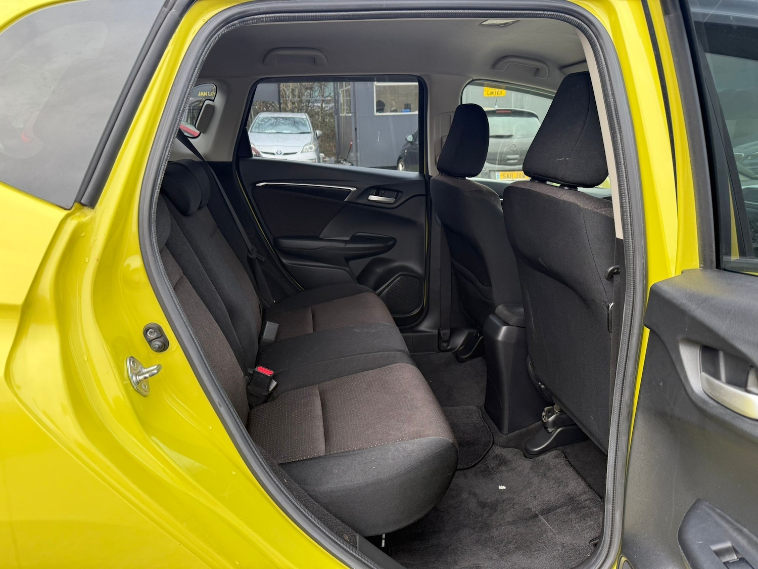 Used Honda Fit for sale - 77072166: Photo 12