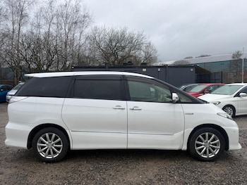 Used Toyota Estima 2012 for sale - 77563654: Photo