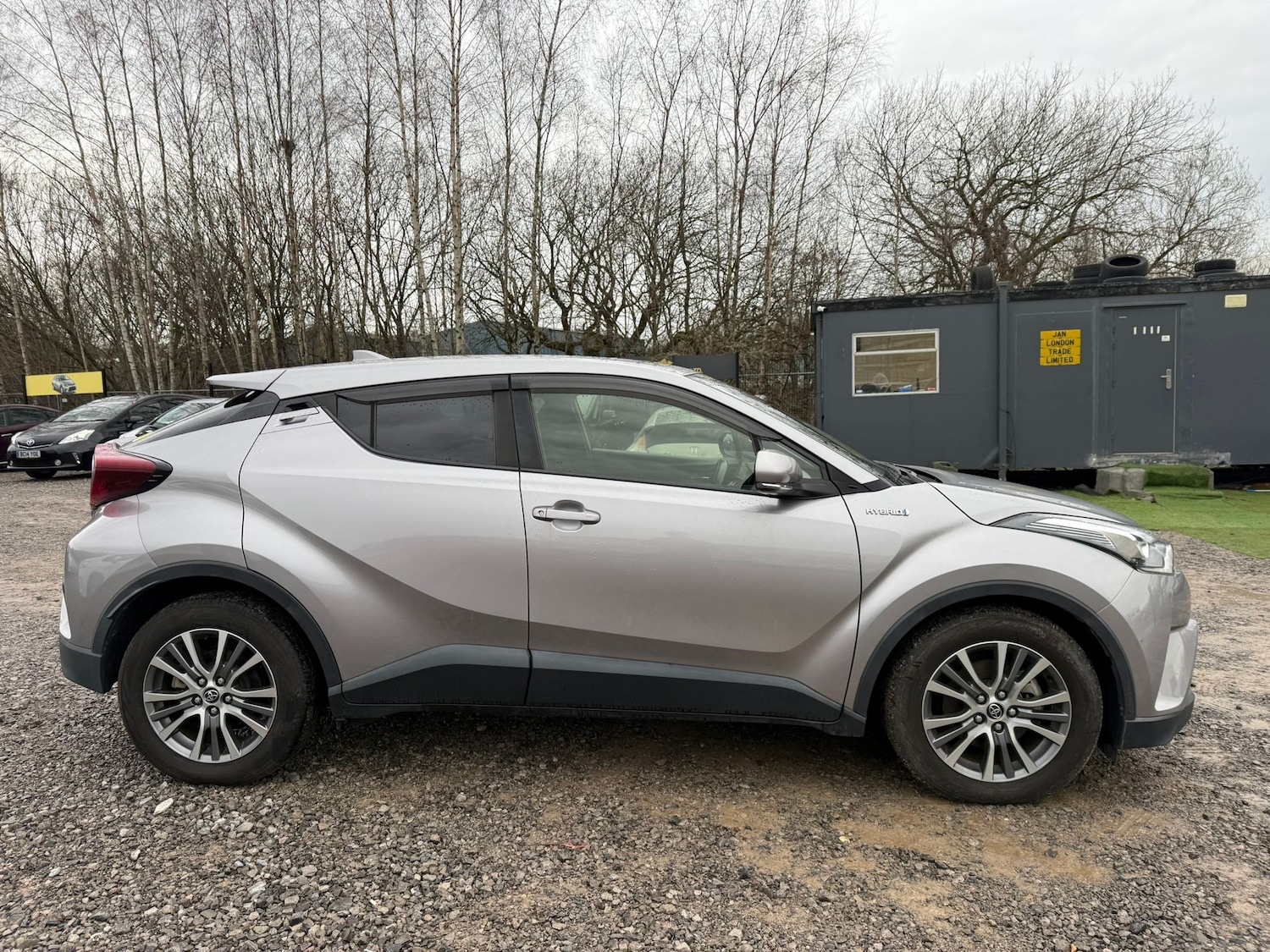 Used Toyota C-HR for sale - 77165814: Photo 2