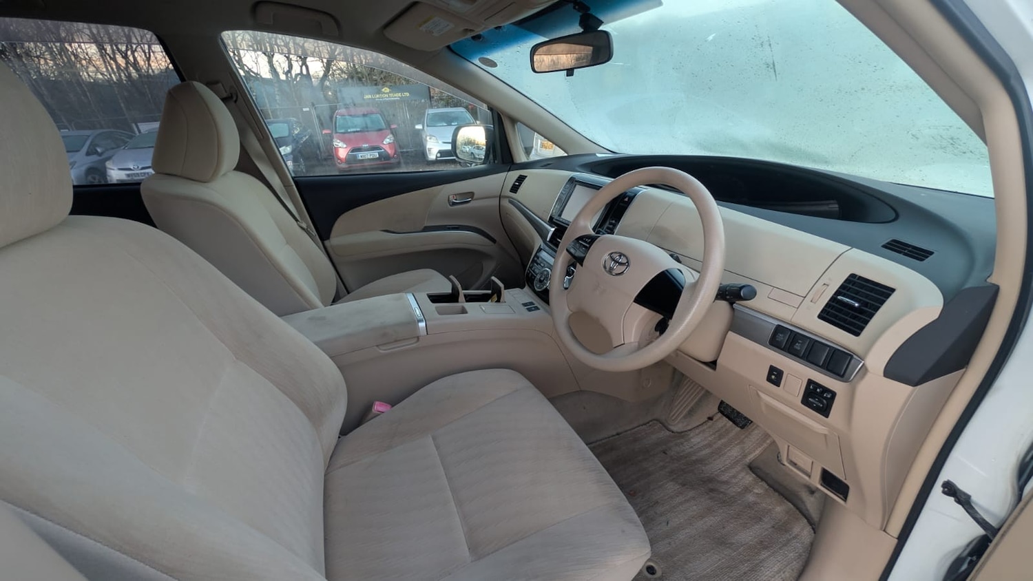 Used Toyota Estima for sale - 76941410: Photo 12