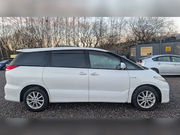 Used Toyota Estima 2013 for sale - 76941410: Photo