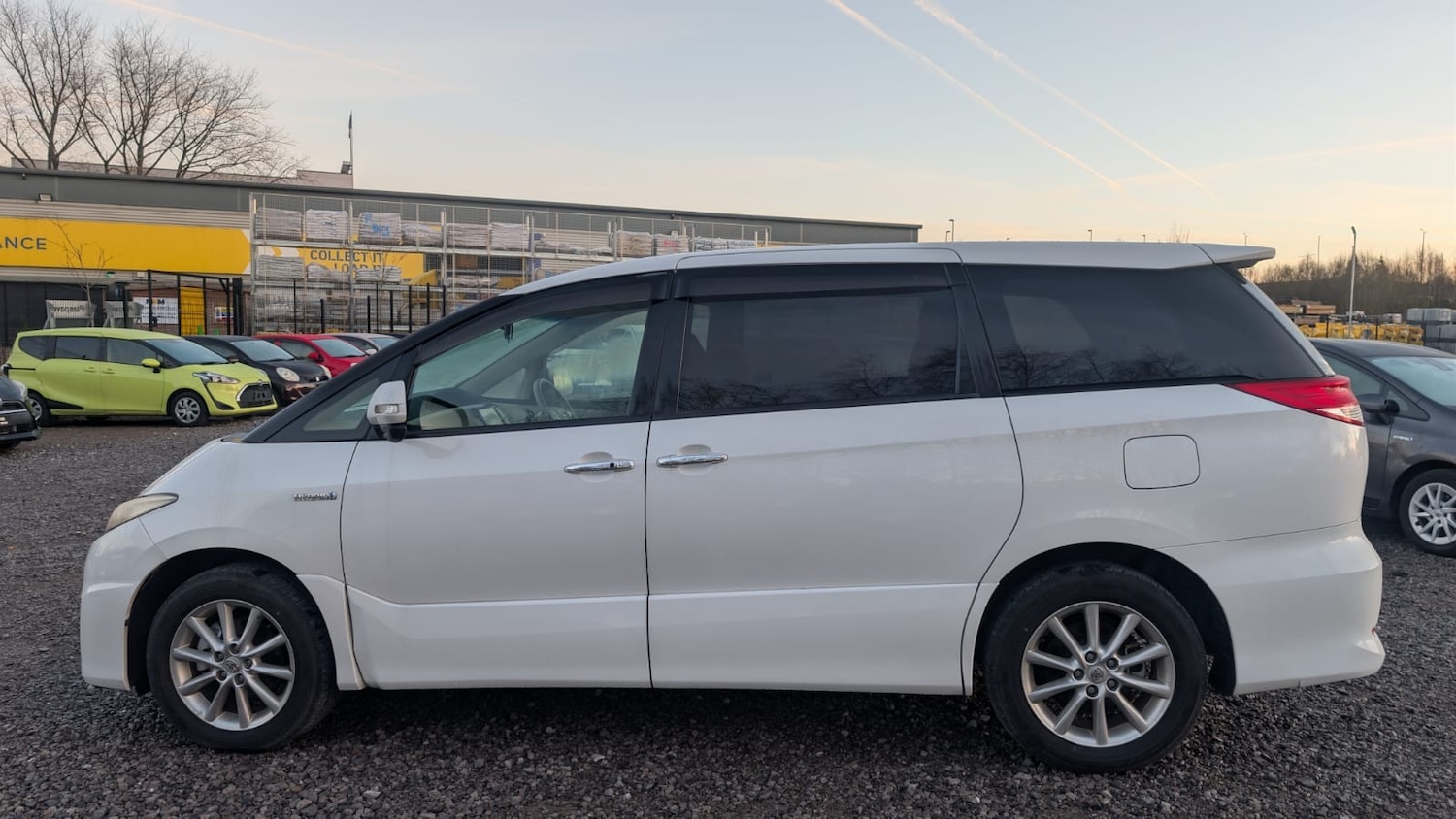 Used Toyota Estima for sale - 76941410: Photo 8