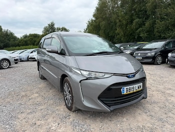 Used Toyota Estima 2019 for sale - 79371582: Photo