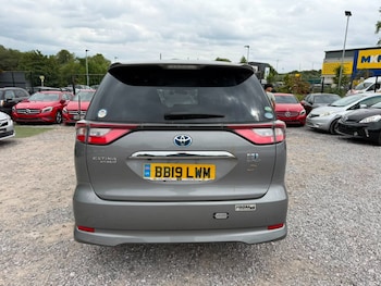Used Toyota Estima 2019 for sale - 79371582: Photo