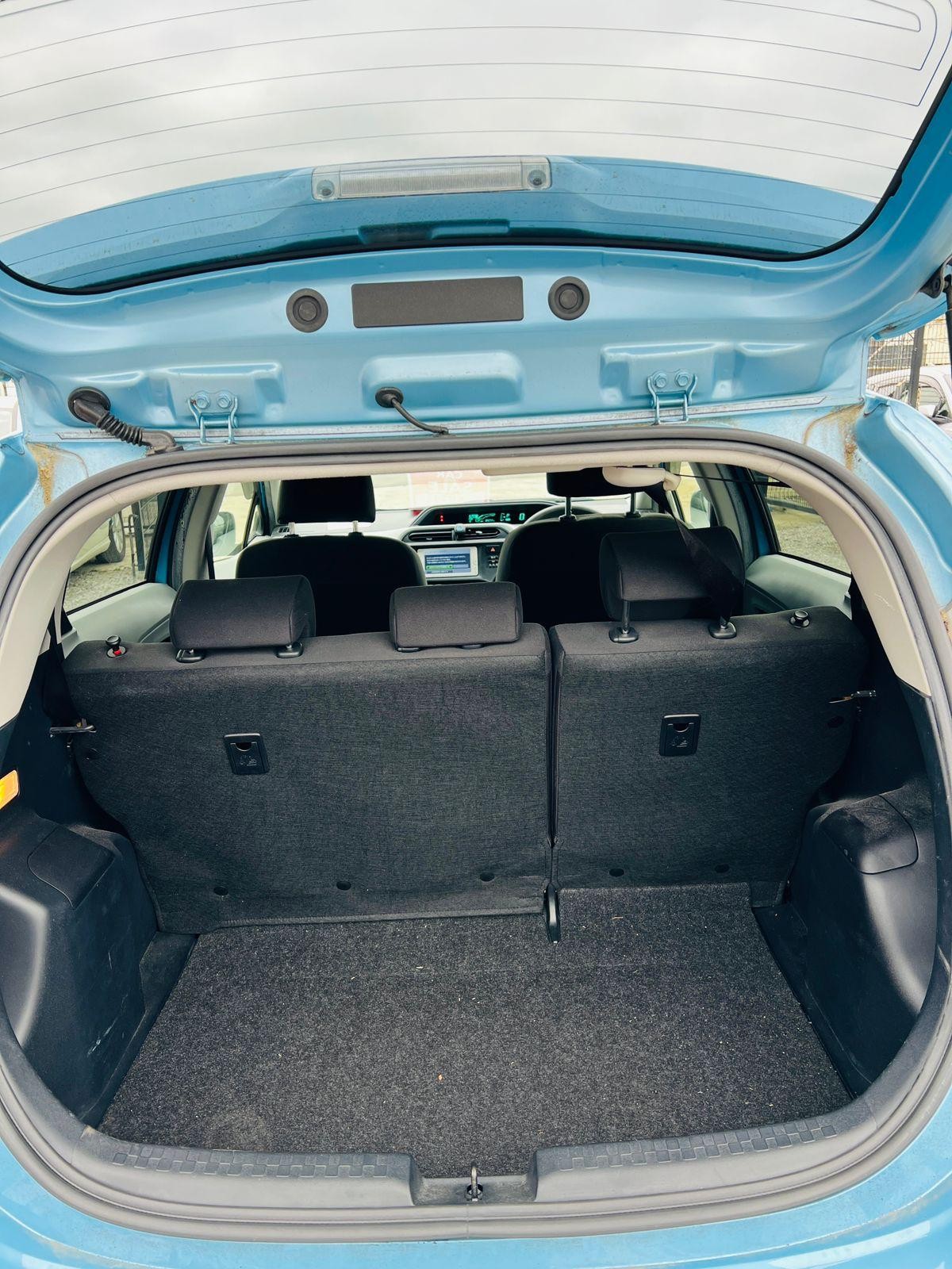 Used Toyota Aqua for sale - 77820078: Photo 16