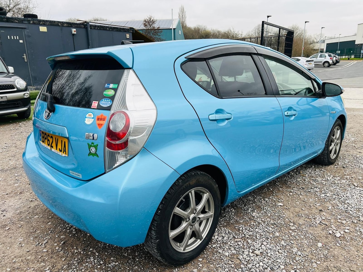 Used Toyota Aqua for sale - 77820078: Photo 3