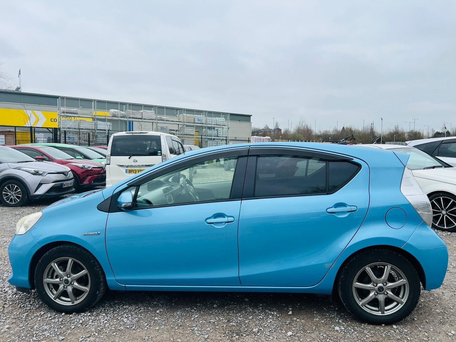 Used Toyota Aqua for sale - 77820078: Photo 7