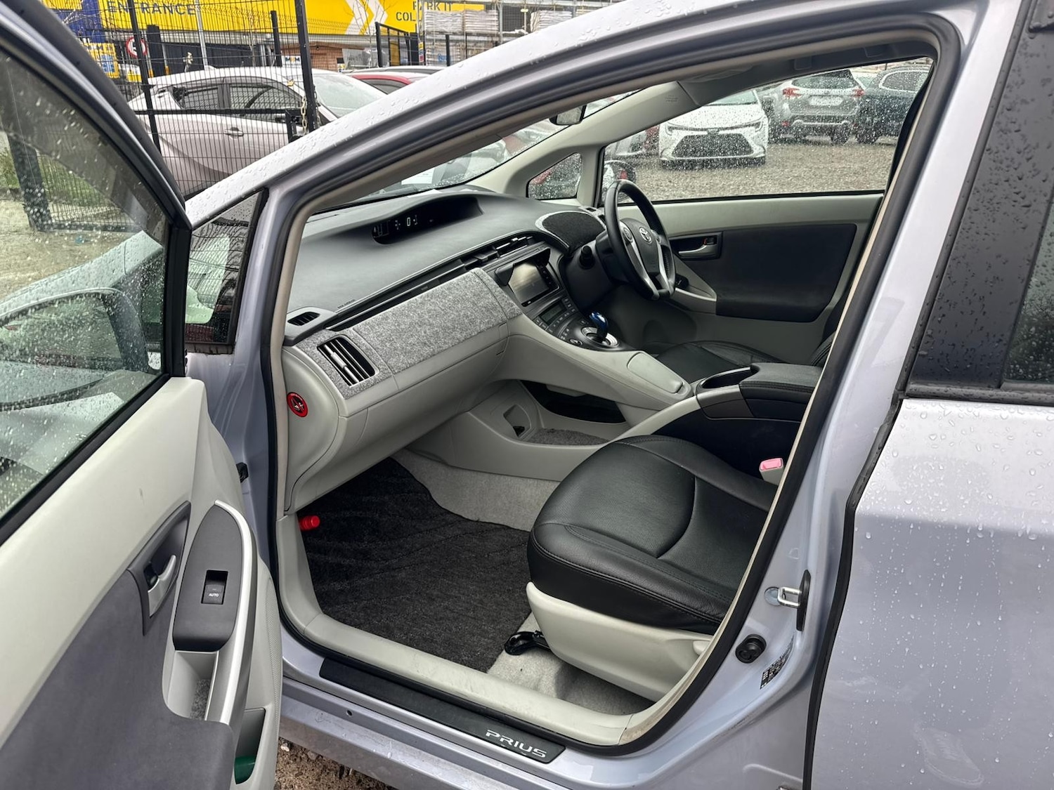 Used Toyota Prius for sale - 77560741: Photo 19