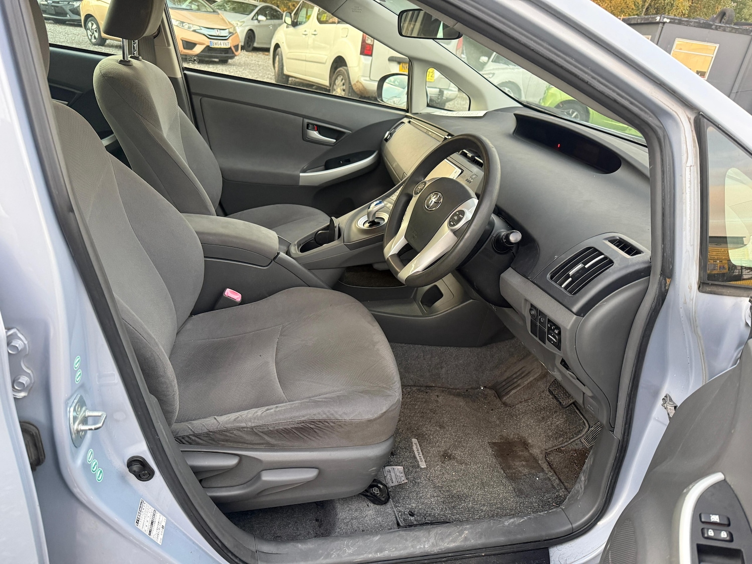 Used Toyota Prius 2025 for sale - 76449850: Photo 11