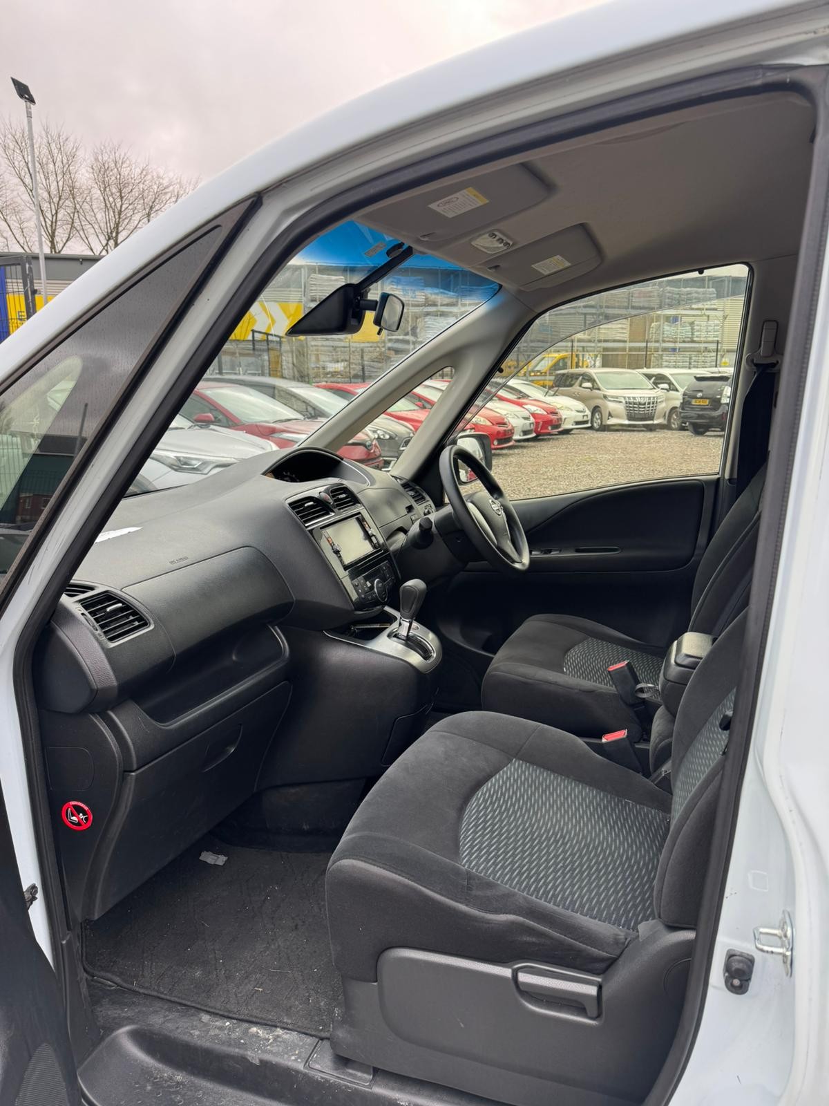 Used Nissan Serena 2026 for sale - 77327259: Photo 16