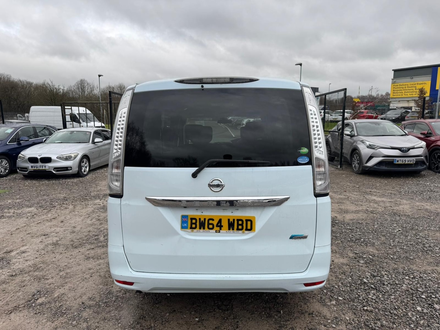 Used Nissan Serena 2026 for sale - 77327259: Photo 4