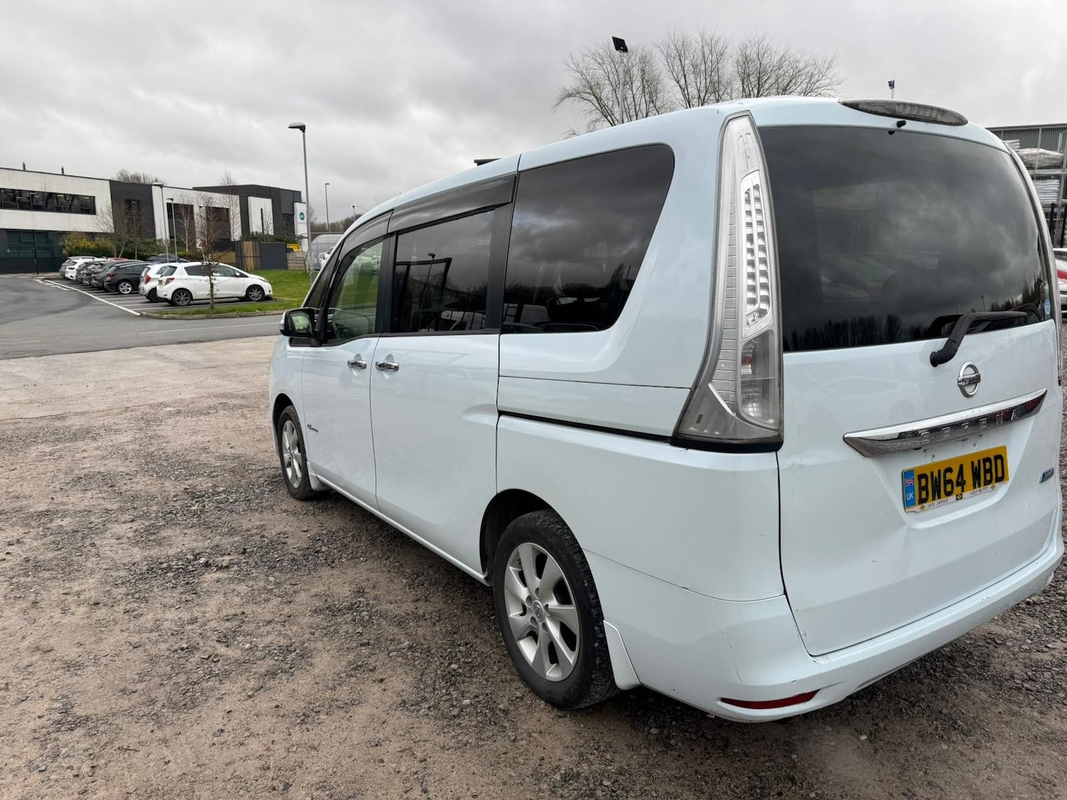 Used Nissan Serena 2026 for sale - 77327259: Photo 6