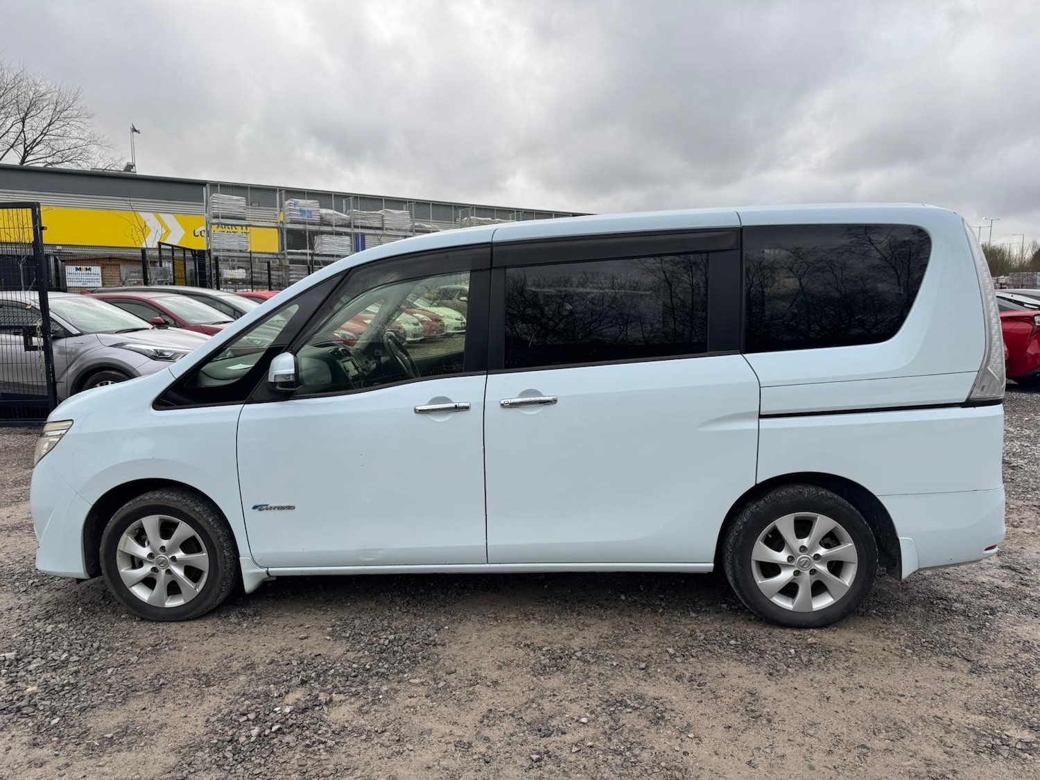 Used Nissan Serena 2026 for sale - 77327259: Photo 7