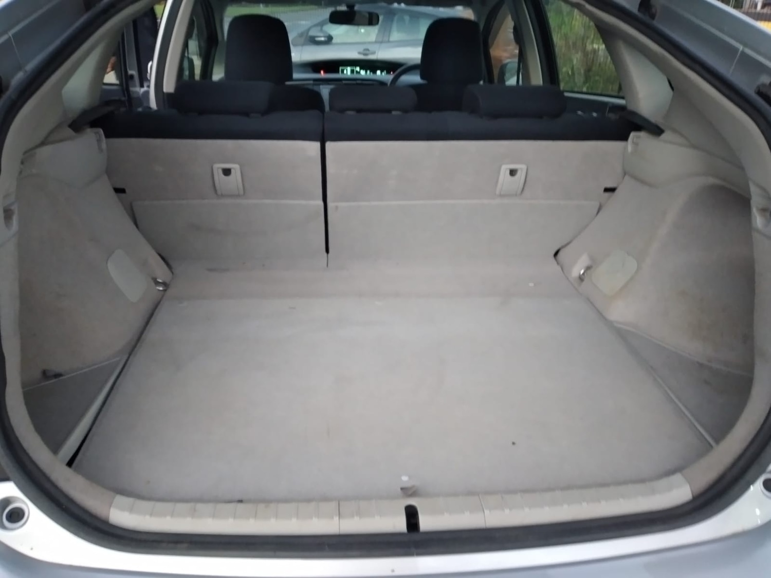 Used Toyota Prius 2025 for sale - 76449852: Photo 14