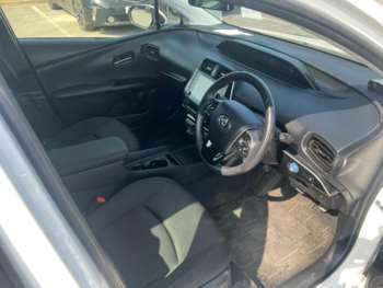 Used Toyota Prius 2022 for sale - 74754253: Photo