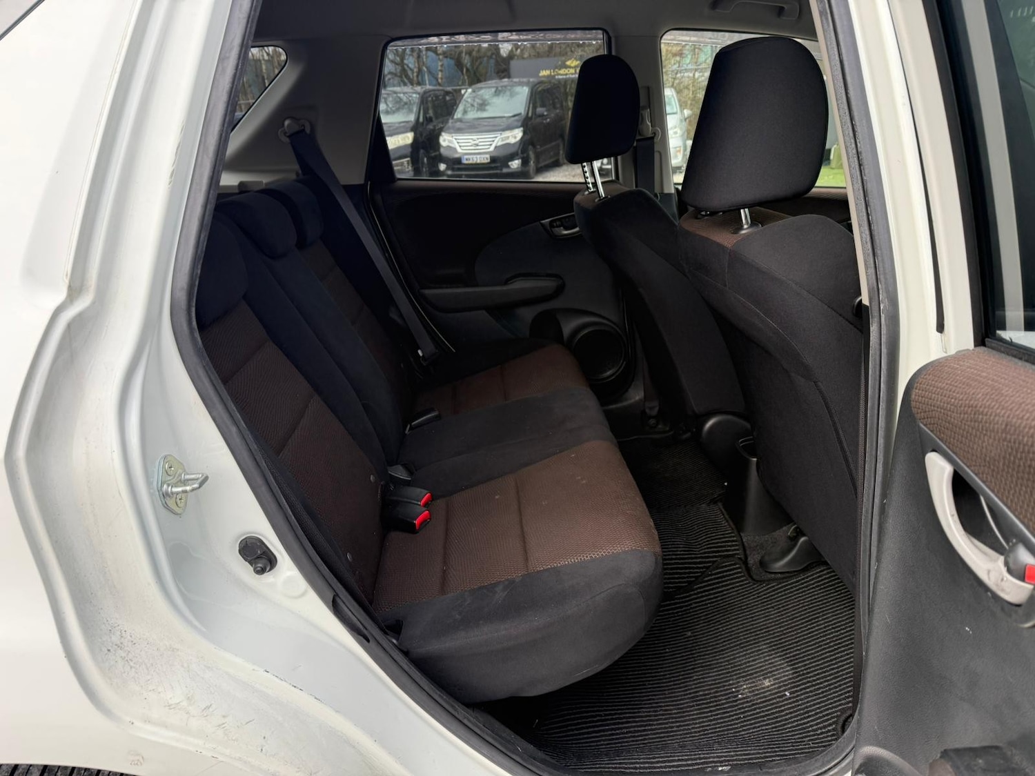 Used Honda Fit for sale - 77072169: Photo 13