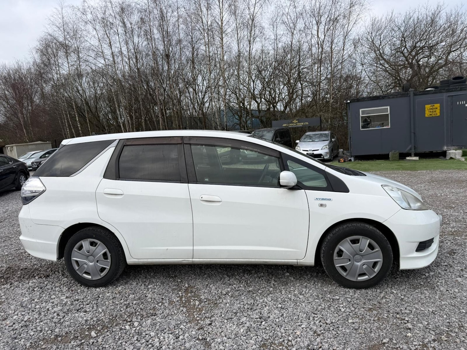 Used Honda Fit for sale - 77072169: Photo 2