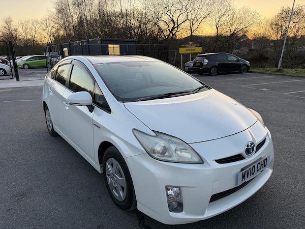 Used Toyota Prius 2025 for sale - 74685591: Photo 2
