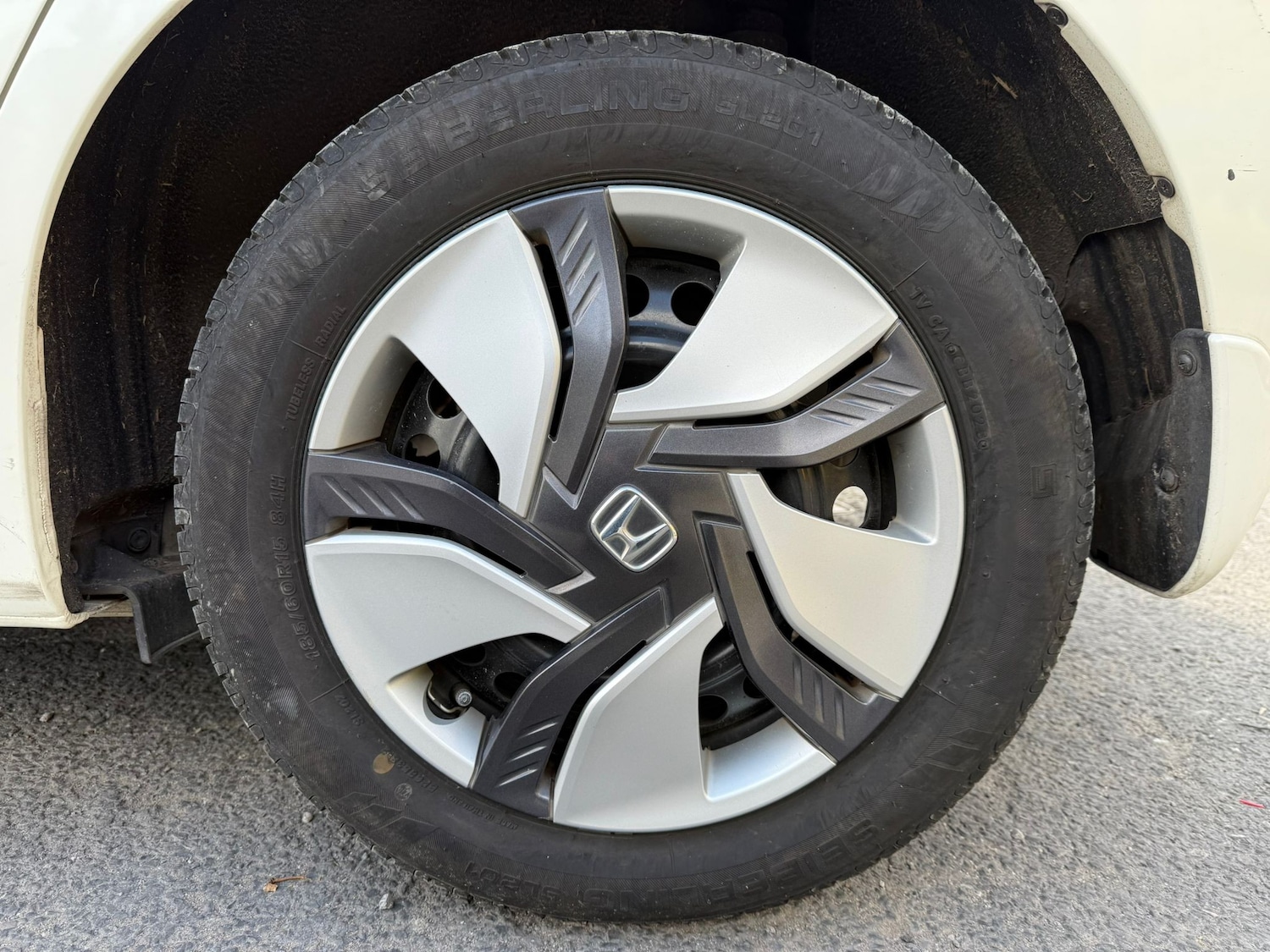Used Honda Fit 2025 for sale - 76157880: Photo 25