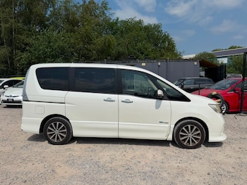 Used Nissan Serena 2013 for sale - 79001410: Photo