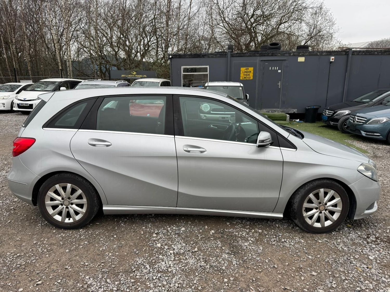 Used Mercedes-Benz B Class for sale - 77820058: Photo 2