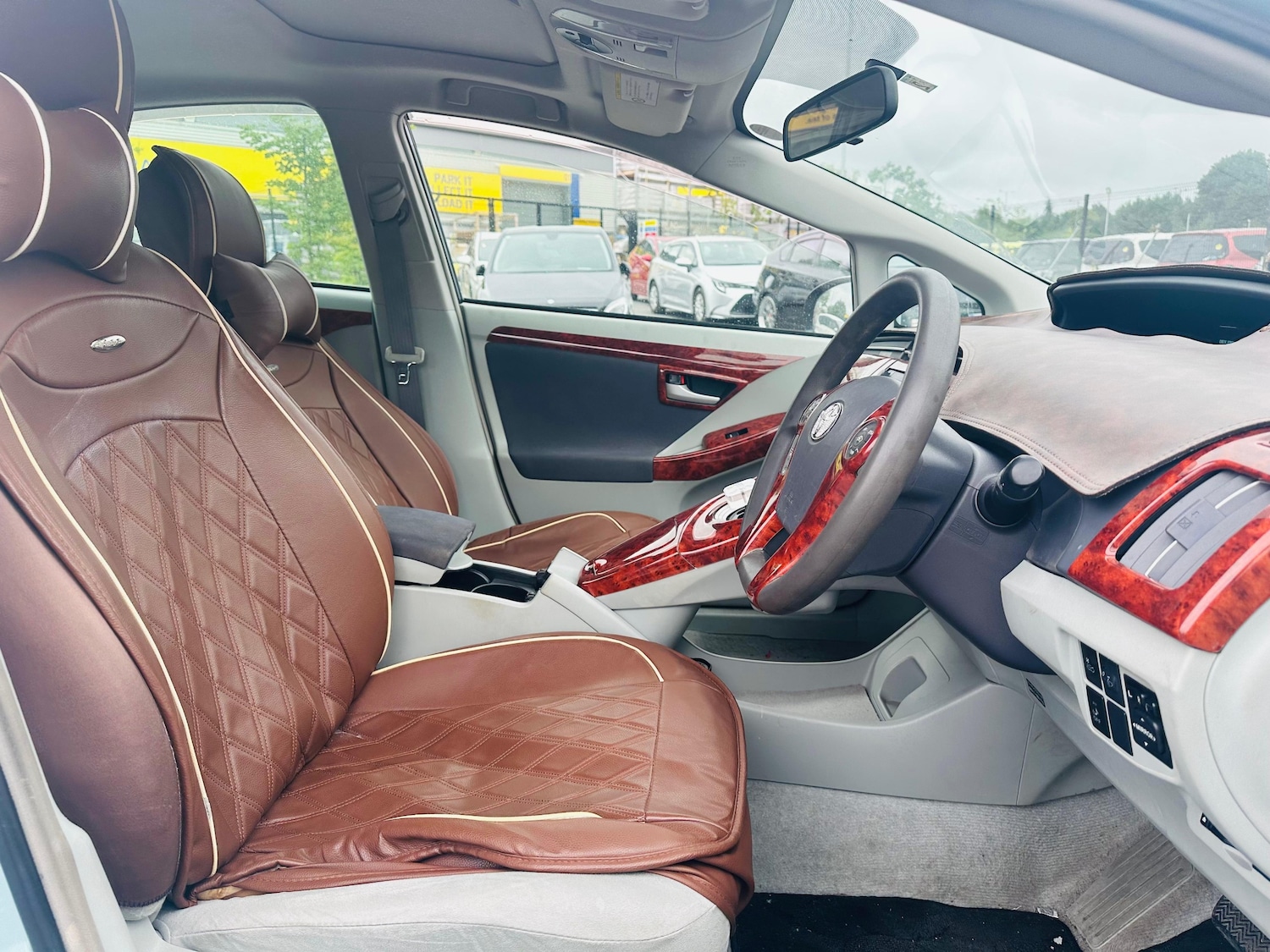 Used Toyota Prius 2025 for sale - 76449855: Photo 9