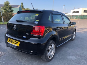 Used Volkswagen Polo 2011 for sale - 75620930: Photo