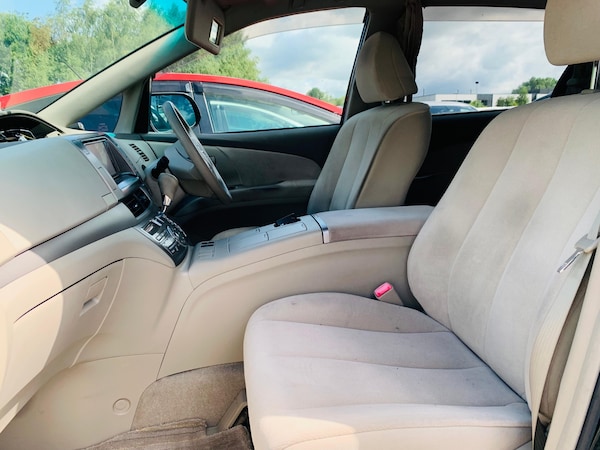 Used Toyota Estima 2025 for sale - 75190923: Photo 26