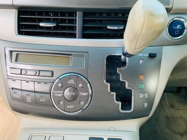 Used Toyota Estima 2025 for sale - 75190923: Photo 29