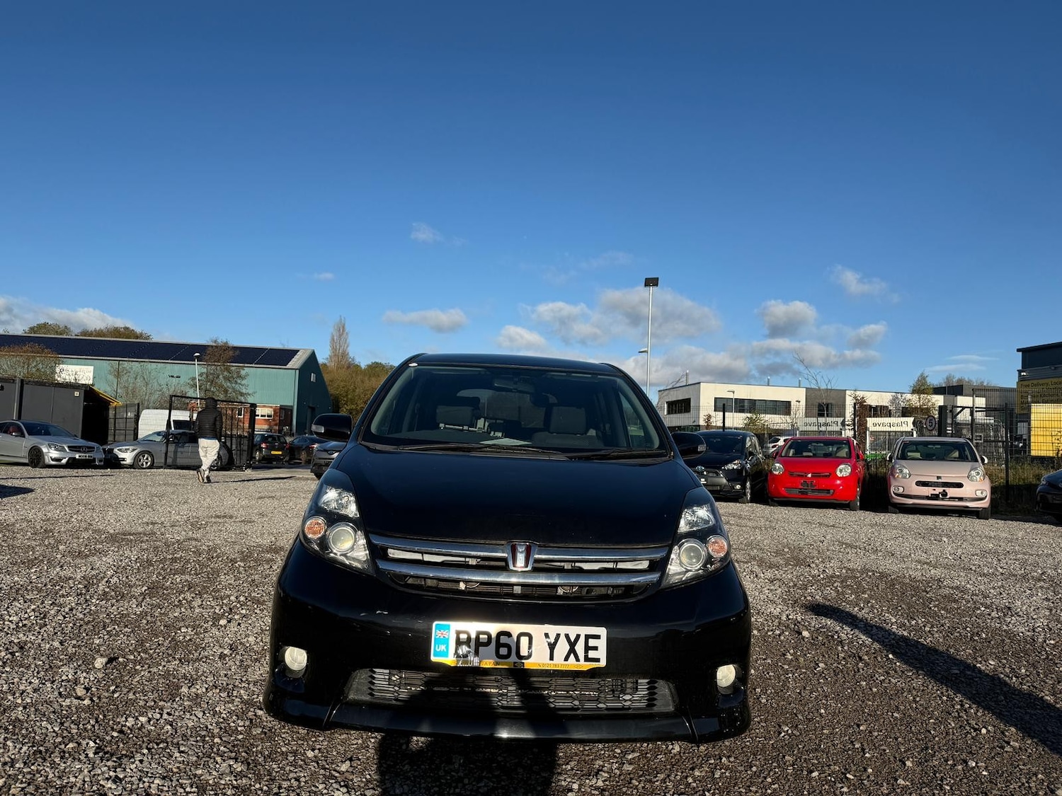 Used Toyota Isis 2025 for sale - 76635050: Photo 11