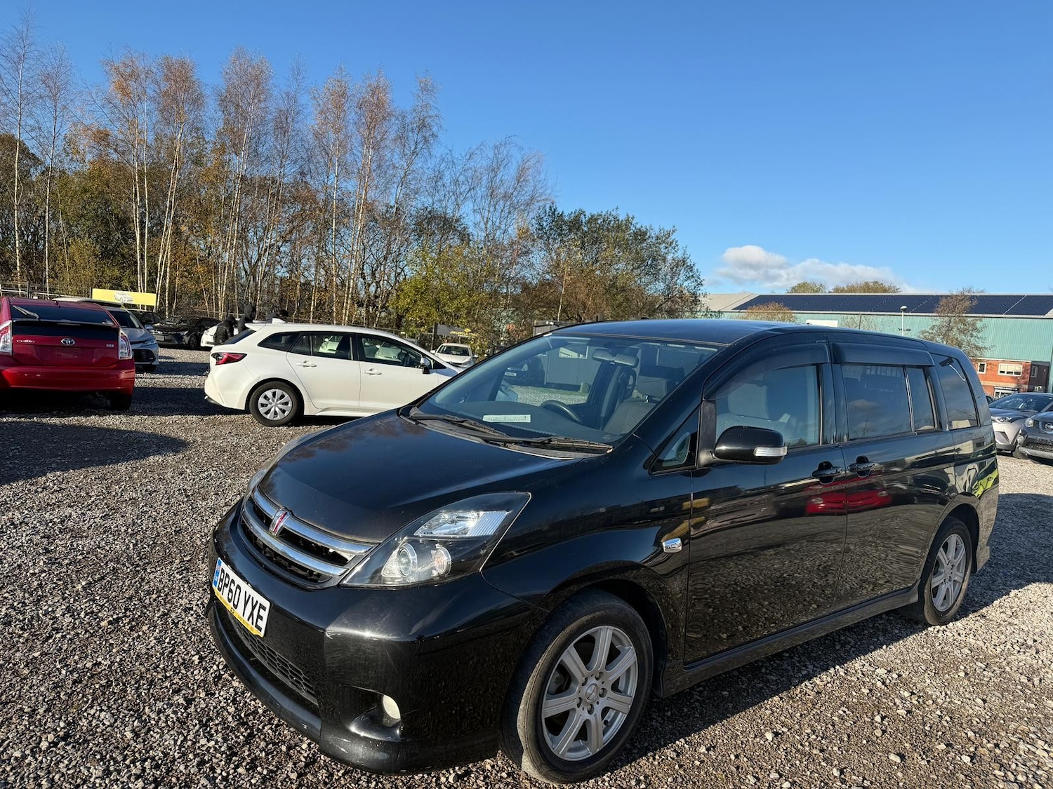 Used Toyota Isis 2025 for sale - 76635050: Photo 9