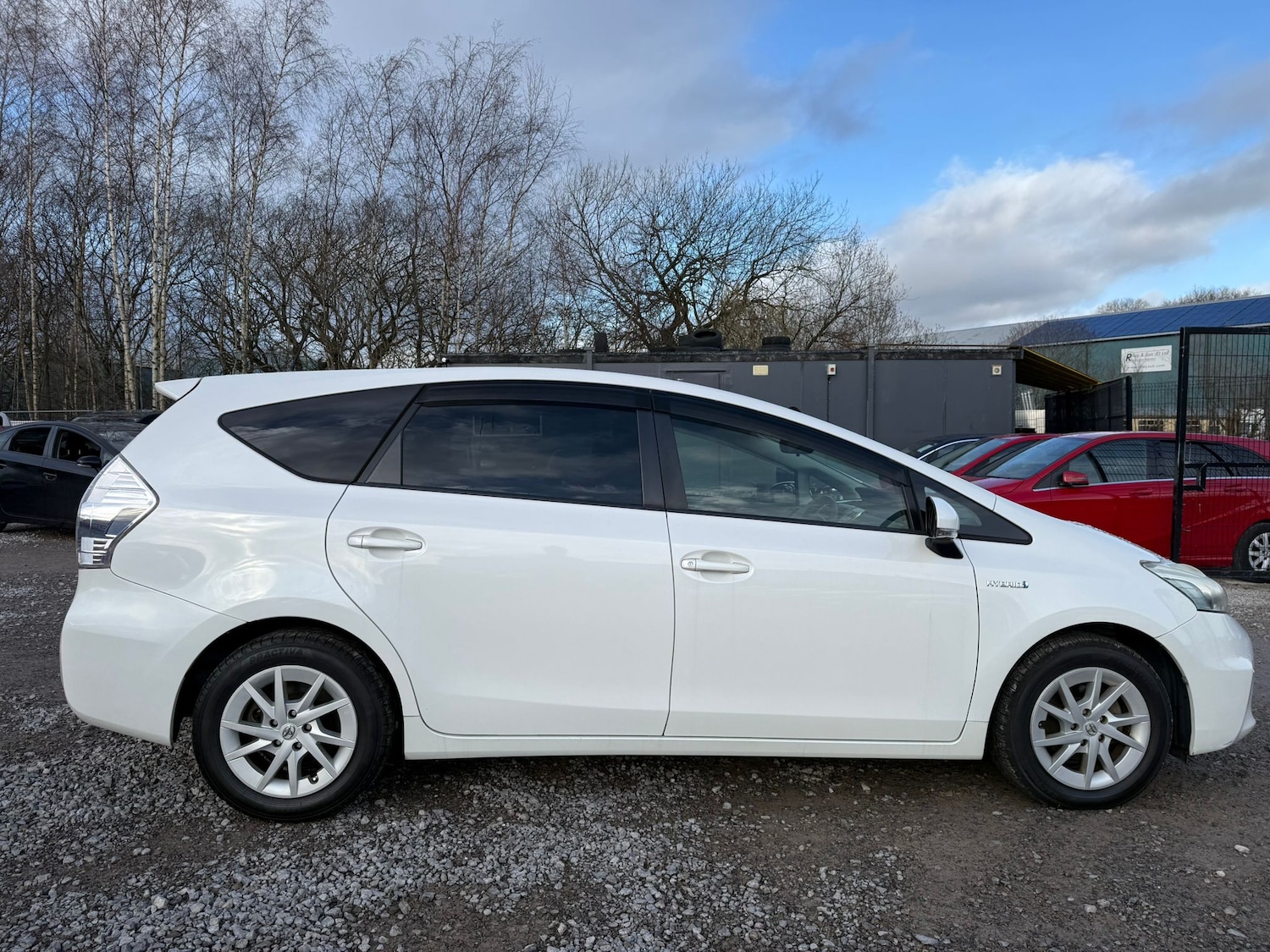 Used Toyota Prius 2026 for sale - 77399620: Photo 2