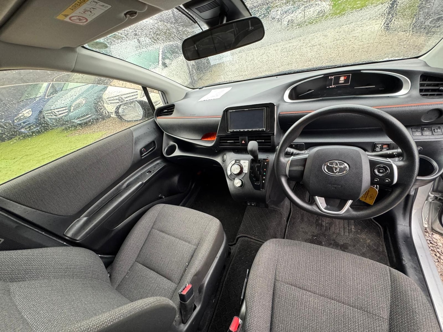 Used Toyota Sienta for sale - 77701479: Photo 14