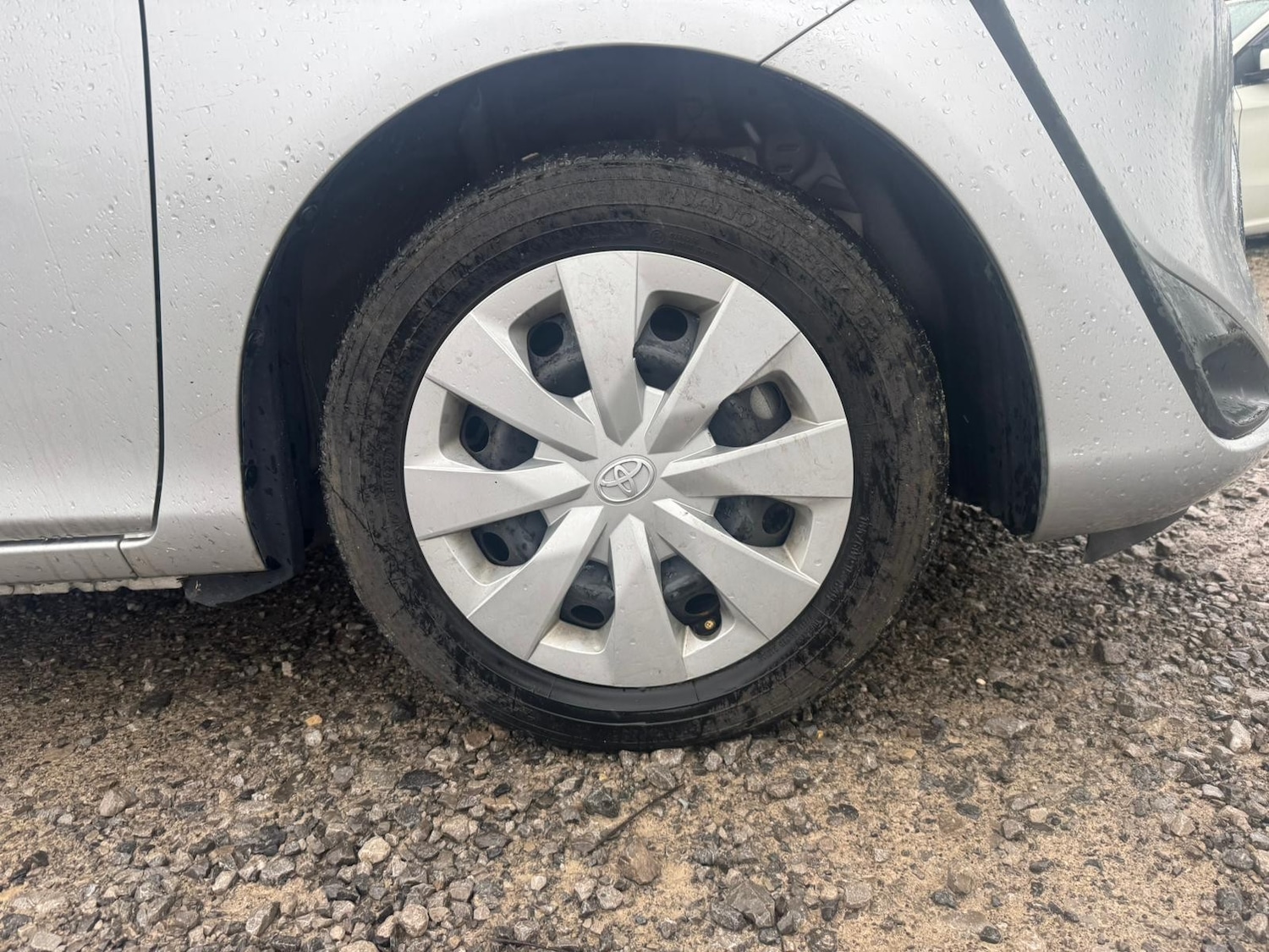 Used Toyota Sienta for sale - 77701479: Photo 21