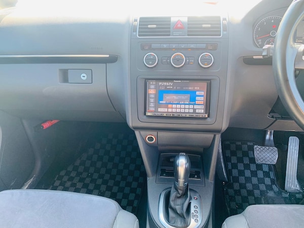 Used Volkswagen Touran 2025 for sale - 74689873: Photo 24