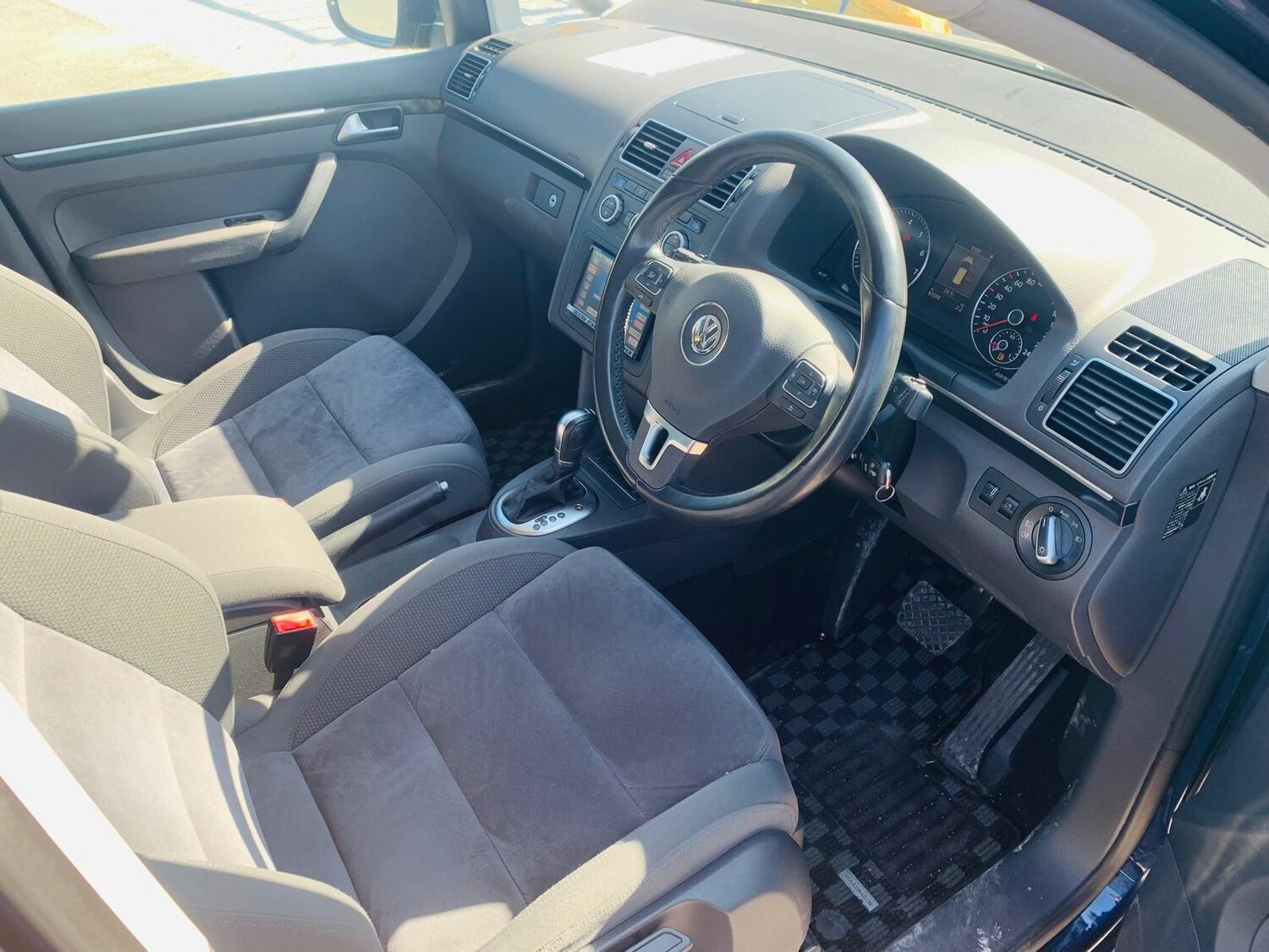 Vehicle 28