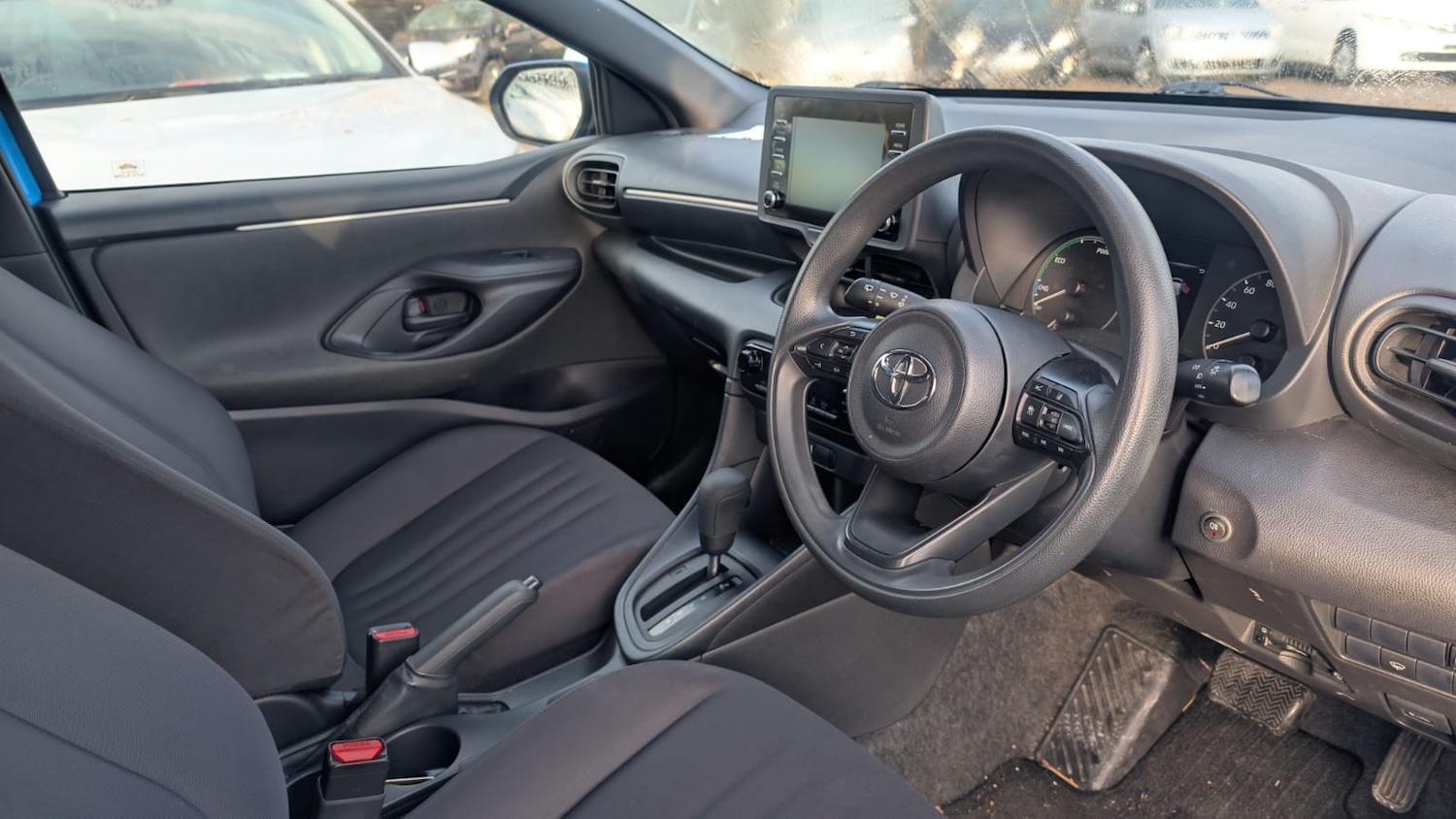 Used Toyota Yaris for sale - 76896403: Photo 12