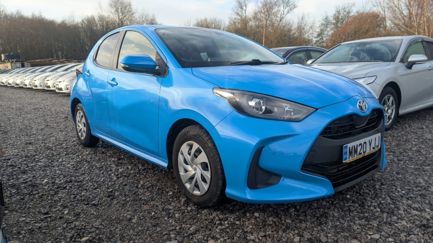 Used Toyota Yaris for sale - 76896403: Photo 2