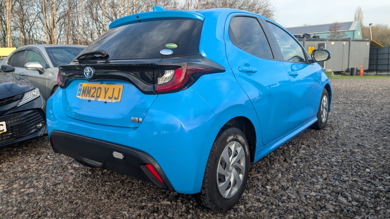 Used Toyota Yaris for sale - 76896403: Photo 3