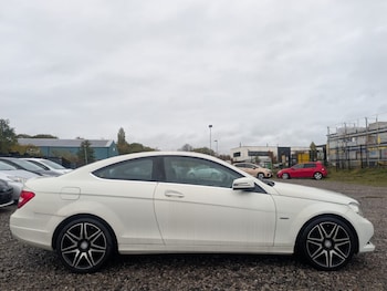 Used Mercedes-Benz C Class 2012 for sale - 76453639: Photo