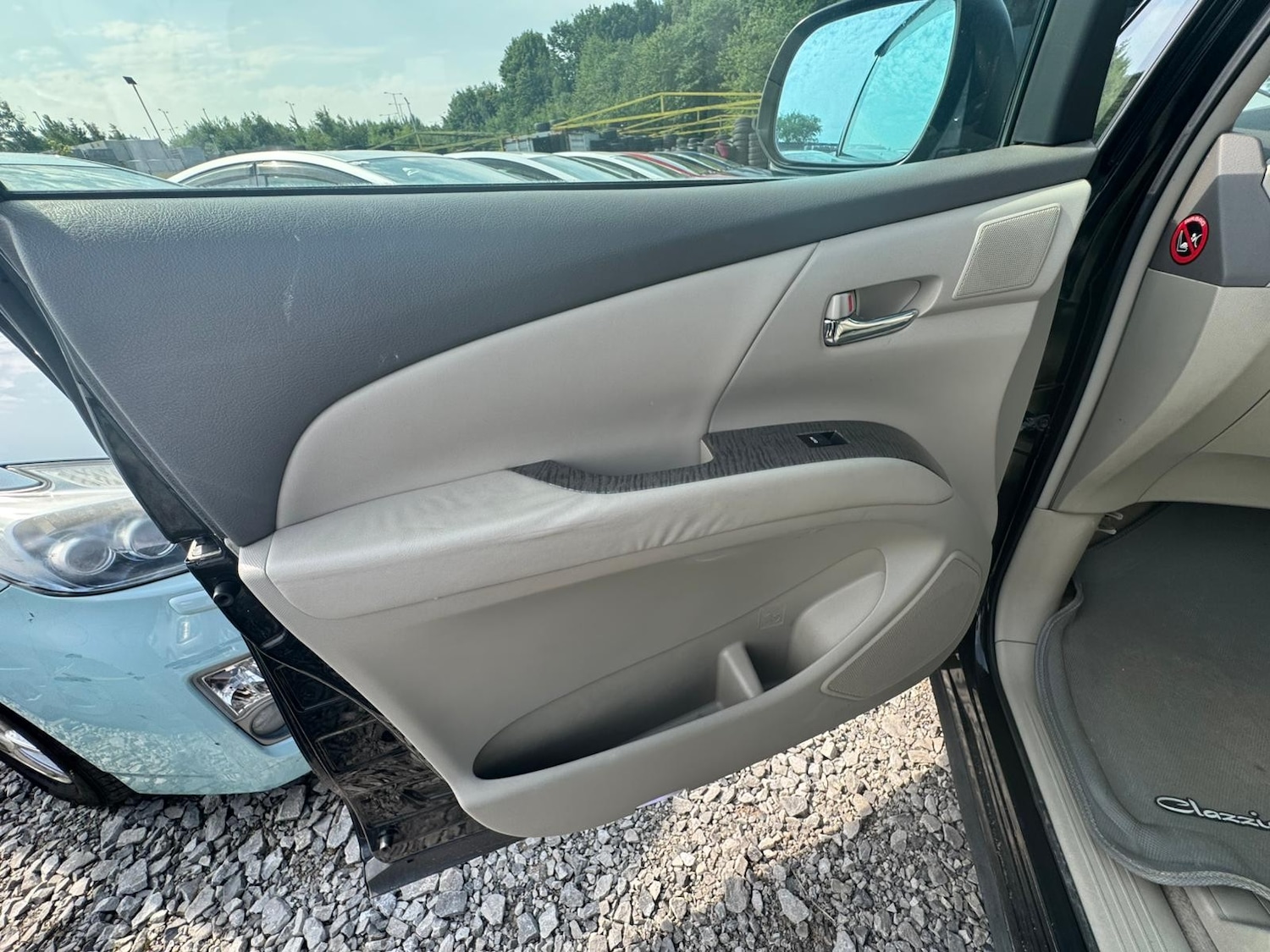 Vehicle 21