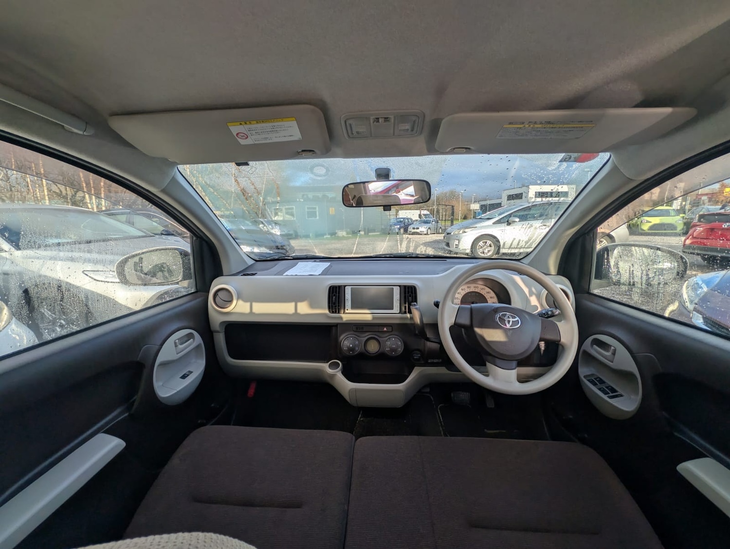 Used Toyota Passo 2025 for sale - 77048338: Photo 11